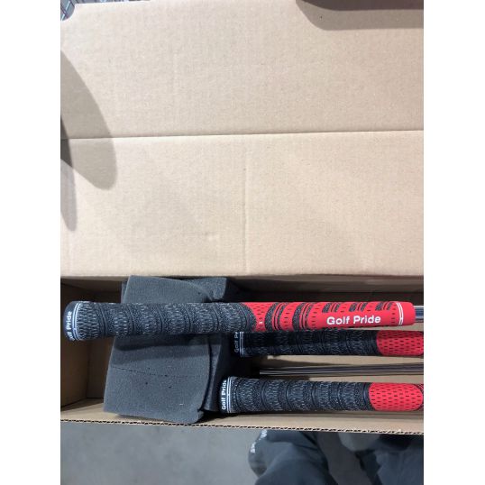 P790 Irons Steel Shafts Right Extra Stiff Dynamic Gold 120 5-PW (Custom 10967) (Ex display)