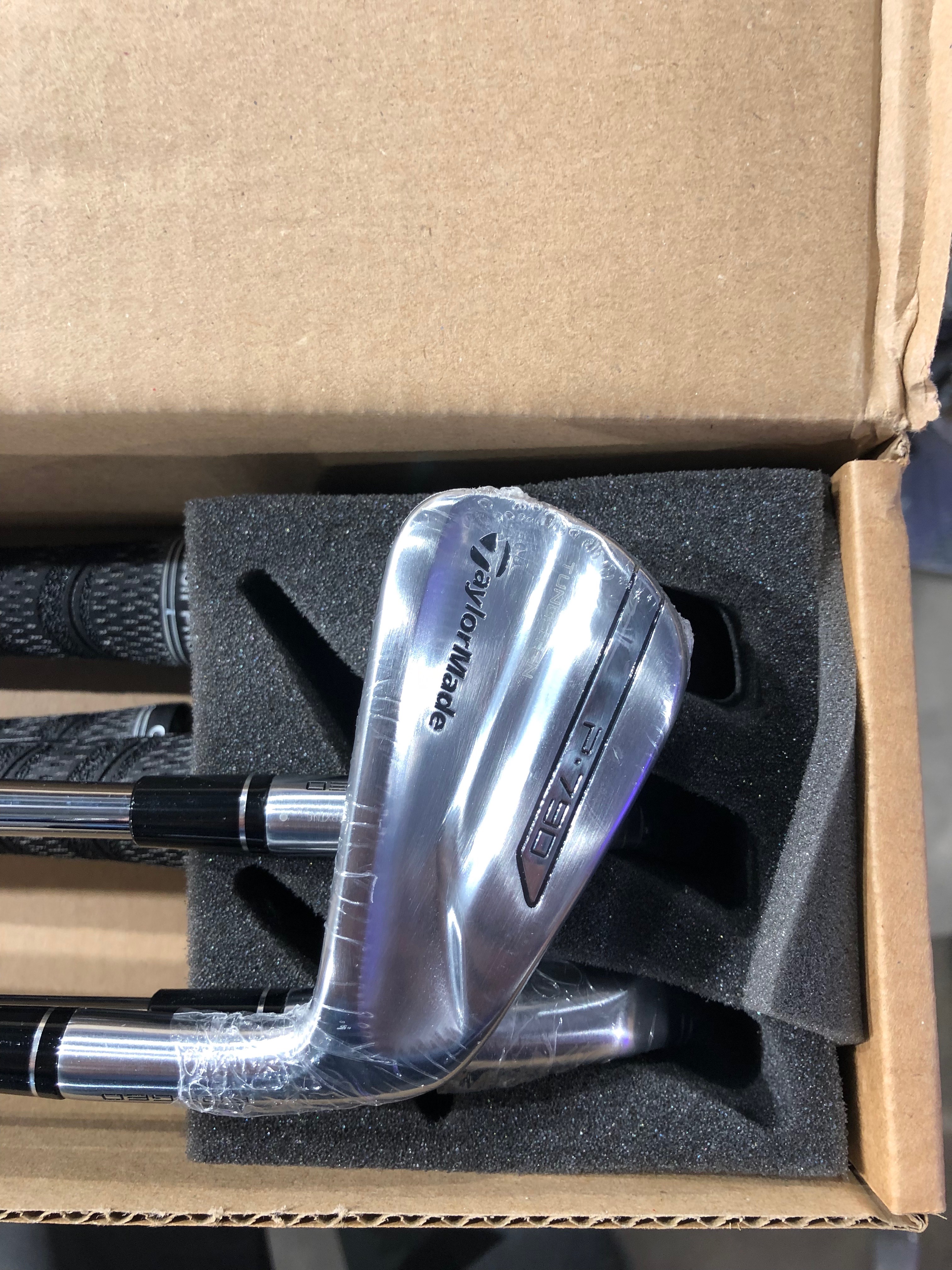 TaylorMade P790 Irons Steel Shafts Right Extra Stiff Dynamic
