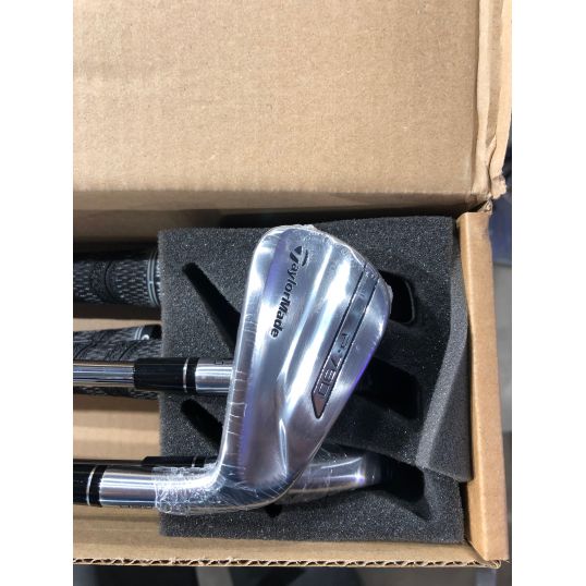 P790 Irons Steel Shafts Right Extra Stiff Dynamic Gold 120 5-PW (Custom 10967) (Ex display)