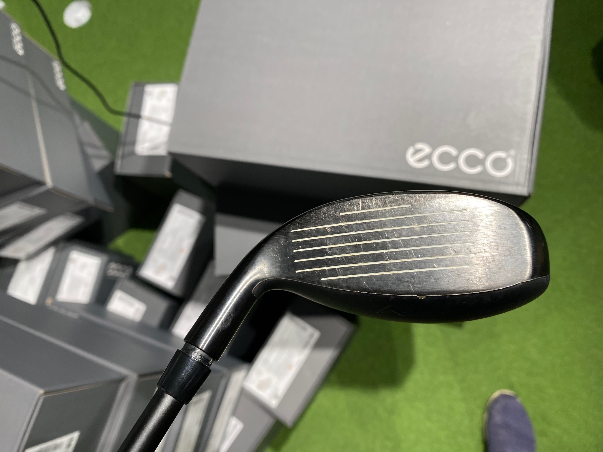 Product Image for XR OS 16 Hybrid Right Regular Fubuki Graphite 4 Hybrid-22 Degree (Used - Very Good)