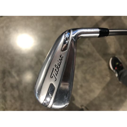 U-510 Utility Iron Graphite Shaft Right 22 degree Regular HZRDUS Smoke Black 80 (Used - Excellent)