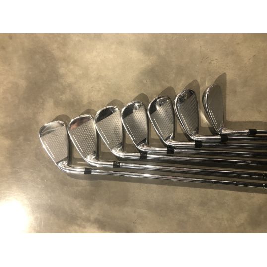 Fly XL Irons Steel Shafts Right Regular Fly XL 5-PW+SW (Used - Excellent)