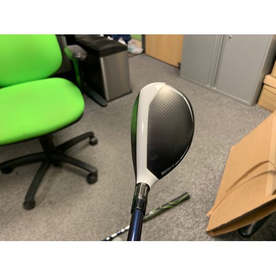 SIM Max Rescue Right 4 Hybrid-22 Degree Regular Fujikura Ventus Blue 6 (Used - Very Good)