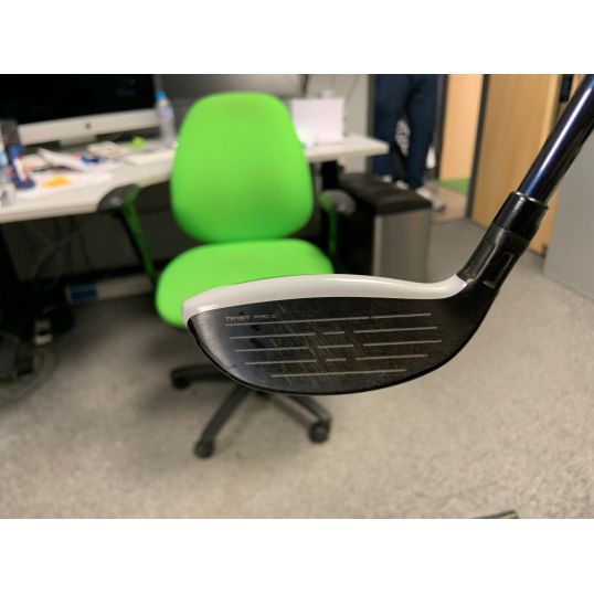 SIM Max Rescue Right 4 Hybrid-22 Degree Regular Fujikura Ventus Blue 6 (Used - Very Good)