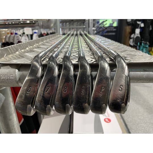 Big Bertha OS Ladies Irons Right Ladies UST Recoil ES 450 6-PW+SW (Used - Good)