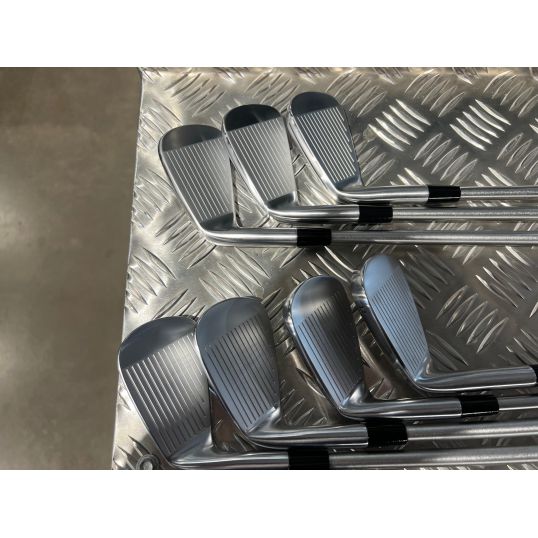 TaylorMade P770 & P7MC Combo Set Steel Shafts Right Stiff