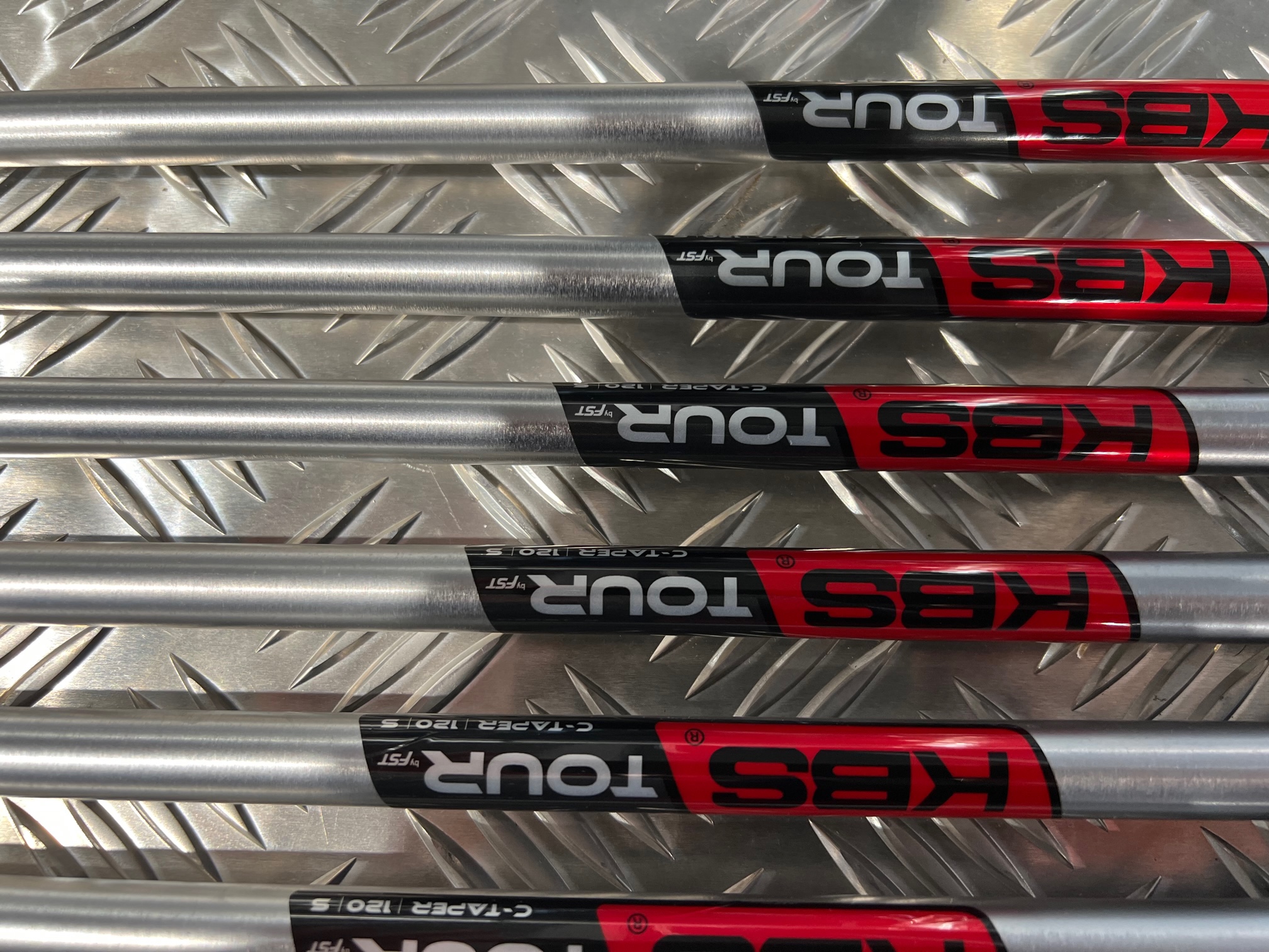 TaylorMade - supty 　KBS TOURシャフト　120S 7本セット　(4〜PW) KBS TOUR 120S 4〜Pw 7本