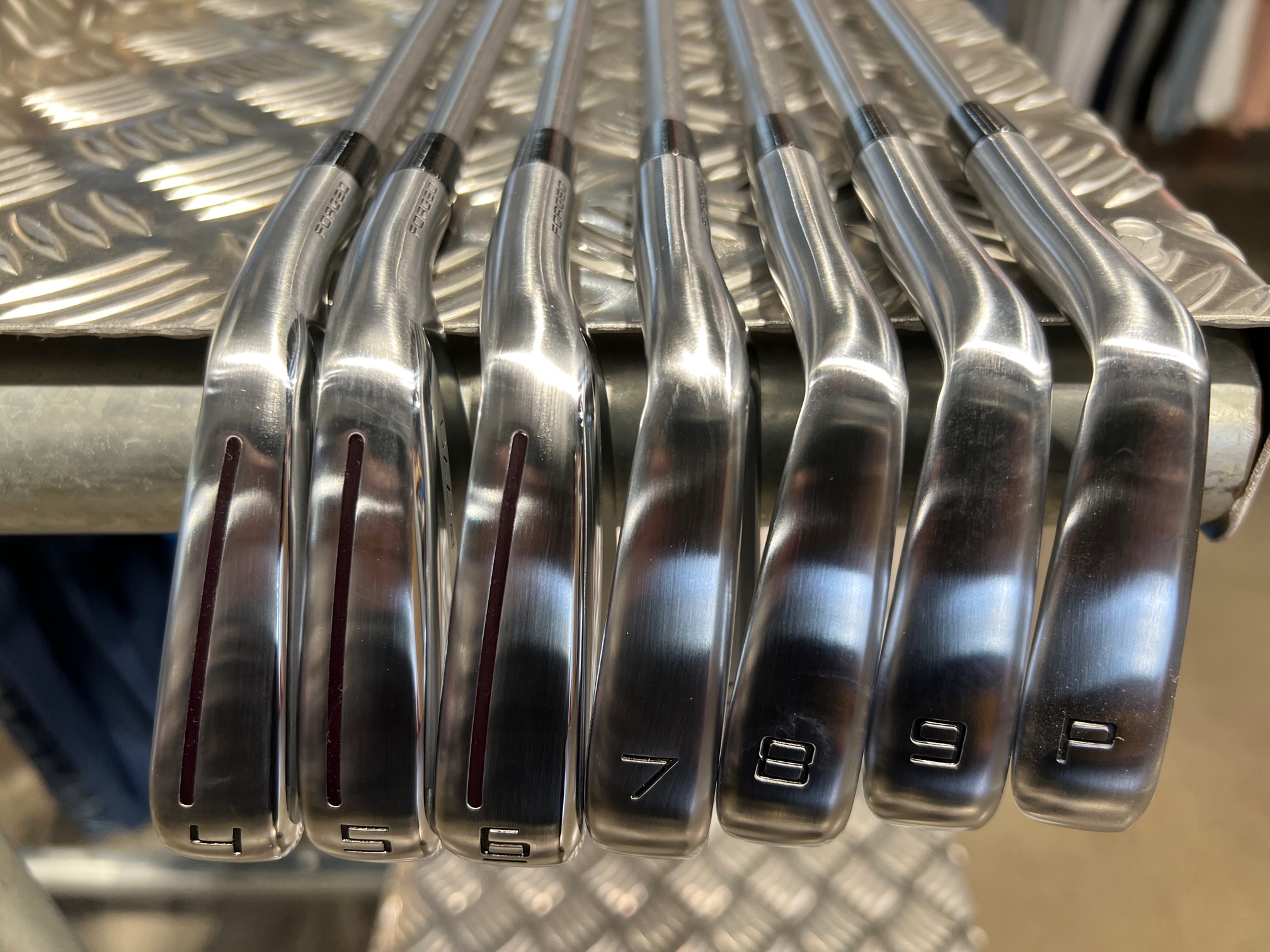 TaylorMade - supty 　KBS TOURシャフト　120S 7本セット　(4〜PW) KBS TOUR 120S 4〜Pw 7本