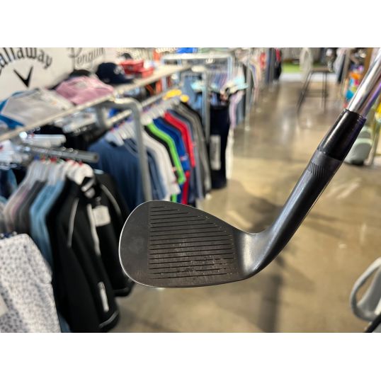 Vokey SM8 Jet Black Wedge Right 60 8 M-Grind Wedge Dynamic Gold Wedge (Used - 2 Star)