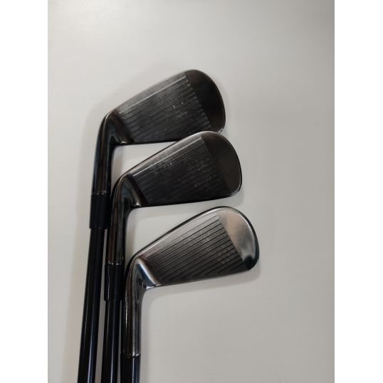 P790 Black Irons Steel Shafts Right Stiff VSS 105 Black 4-PW (Used - 3 Star)
