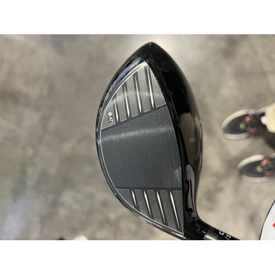 TSi1 Driver Right 10 Regular KuroKage 50 (Used - 4 Star)