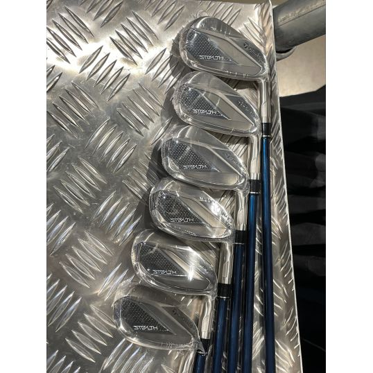 TaylorMade Stealth Irons Graphite Shafts Right CUSTOM 6-PW+