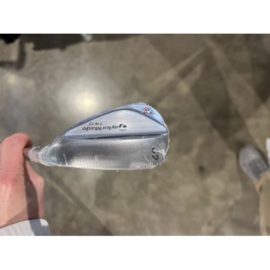 TaylorMade Milled Grind Tiger Woods Grind Wedge Right 60 11 TW