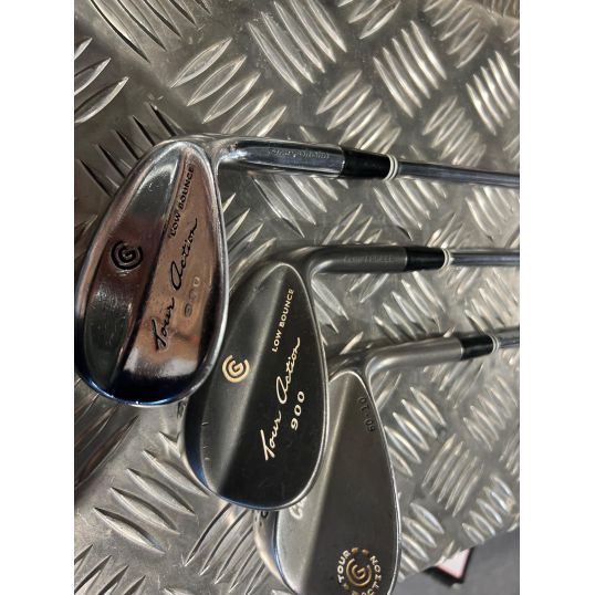 3 x Cleveland Wedges Right 52 56 and 60 Wedge (Used - 2 Star)