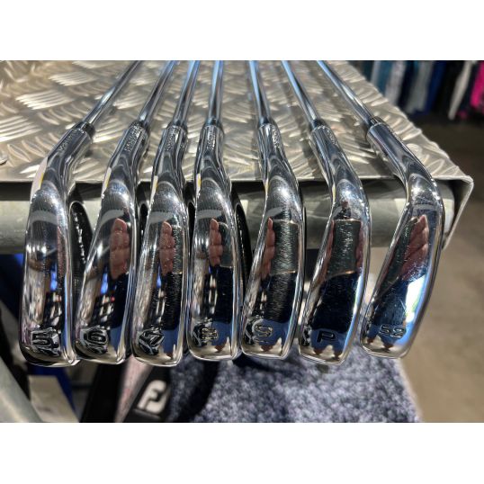 Paradym Irons Steel Shafts Right Stiff True Temper Elevate MPH 95 5-PW+GW (Used - 4 Star)