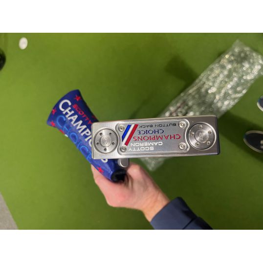 Scotty Cameron Champions Choice Newport 2 Plus Button Back Putter Right 35 (Used - 5 Star)