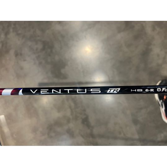 Stealth 2 Rescue Right 7 Hybrid-31 Degree Regular Fujikura Ventus Red IH 6 (Not quite perfect)