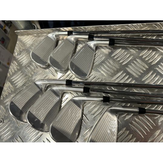 Cobra Aerojet Fer 4 (18.5°) - KBS Tour Lite Acier Régulier - Neuf De Prêt-à-Jouer - Référence 24682 Centrale A Repasser