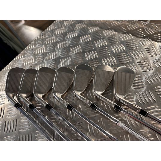 Stealth Irons Steel Shafts Right Stiff KBS Max MT 85 5-PW+SW (Used - 4 Star)