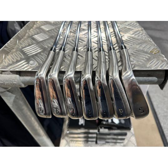 M4 Irons Steel Shafts Left Regular KBS Max 85 5-PW+SW (Used - 4 Star)