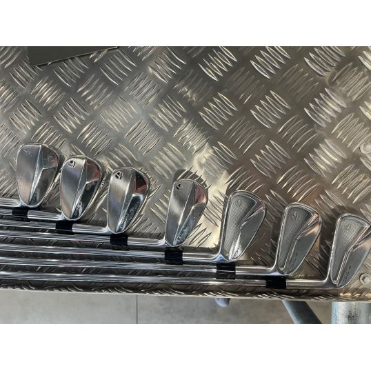 P7MC & P7MB Combo Set Steel Shafts Right Stiff Project X 6.0 4-PW (Used - 2 Star)