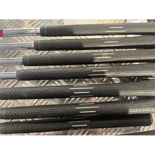 i200 Irons Steel Shafts Right Stiff KBS Tour 4-PW+SW (Used - 2 Star)