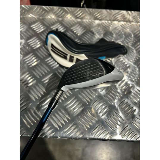 SIM 2 Max Rescue Club Right 6 Hybrid-28 Degree Regular Ventus Blue 6 Saplize Midsize Green/Grey (Used - 2 Star)