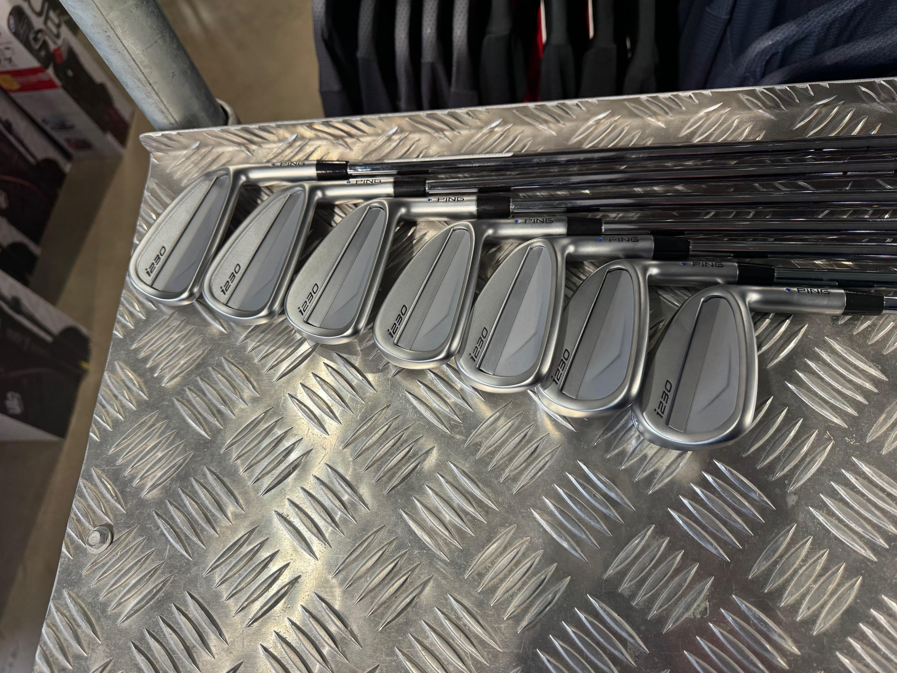 ピンi230◆5〜U◆スチールファイバーfc4(S)90◆DG105S◆ PING i230 Custom Fit Irons - Golf USA