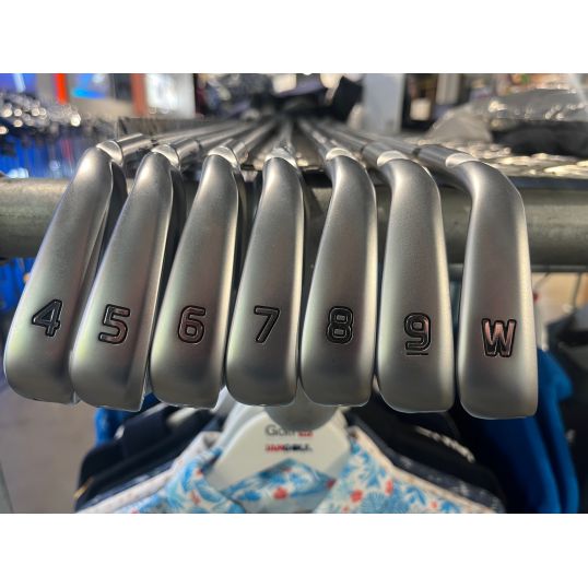 i525 Steel Irons Right Stiff Project X IO 4-PW (Used - 5 Star)