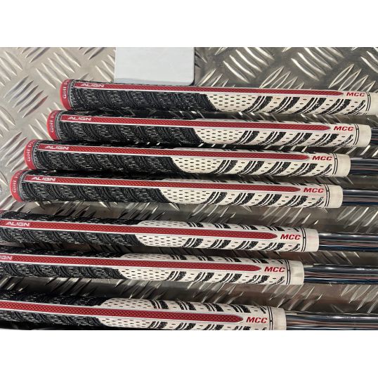 P790 Irons Steel Shafts Right CUSTOM 4-PW (Custom 48144) (Used - 3 Star)