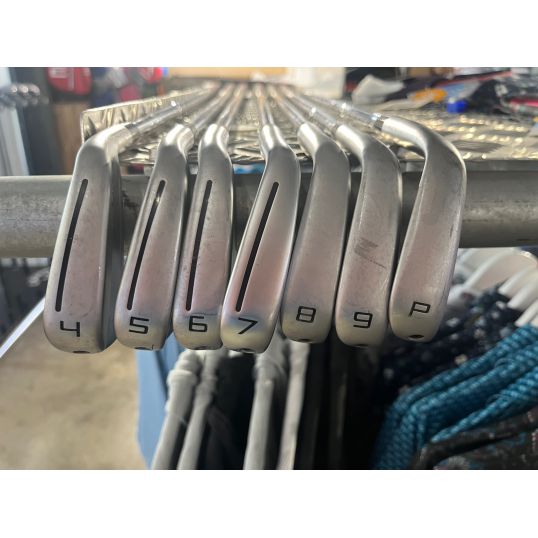 P790 Irons Steel Shafts Right CUSTOM 4-PW (Custom 48144) (Used - 3 Star)