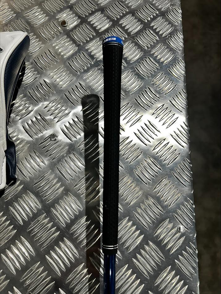 TaylorMade Qi10 Rescue Right 4 Hybrid-22 Degree Fujikura Ventus TR