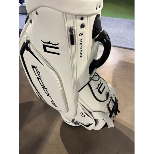 Core Staff Bag Bright White (Not Quite Perfect)