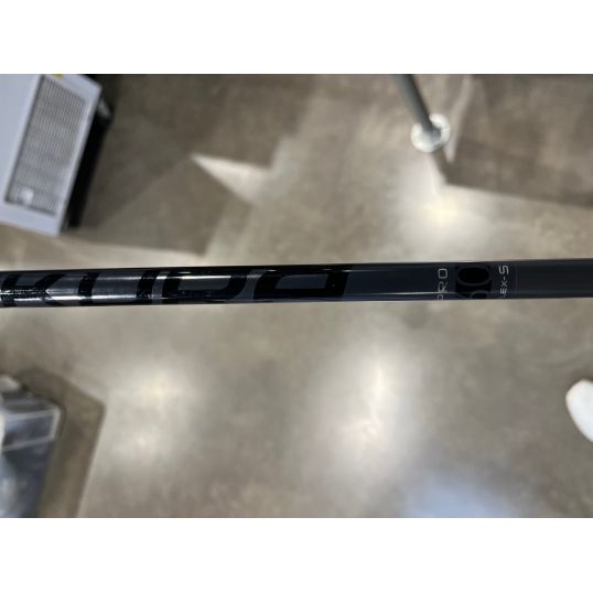 King F7 Driver Black Left Stiff Fujikura Pro 60 Adjustable (9-12 Degree) (Used - 2 Star)