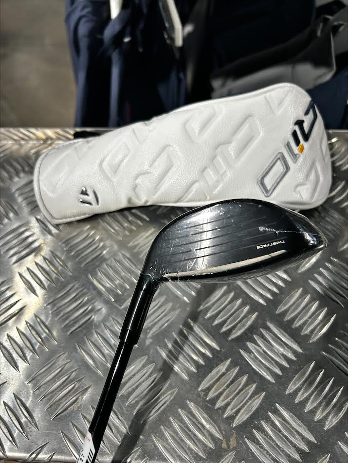 Product Image for Qi10 Fairway Wood Right 7 Wood-21 Degree Fujikura Ventus TR Blue 6 Senior Golf Pride Z Grip Black/Blue (Not Quite Perfect)