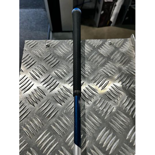 Qi10 Rescue Left 4 Hybrid-22 Degree Fujikura Ventus TR Blue HB Stiff Lamkin Crossline 360 Black/Blue (Not Quite Perfect)