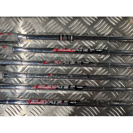 Mavrik Steel Irons Right Regular True Temper Elevate 95 5-PW (Used - 2 Star)