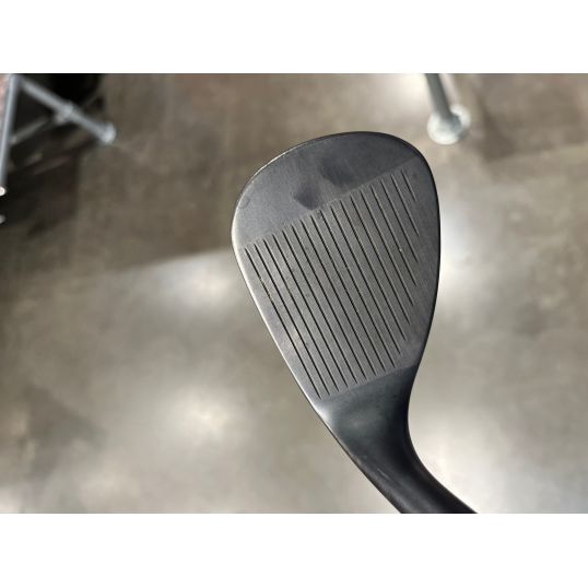 Vokey SM9 Jet Black Wedge Right 58 4 T-Grind Wedge Dynamic Gold S200 (Used - 3 Star)