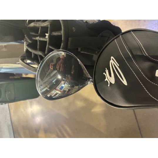 Darkspeed Max Womens Driver Right 12 UST Helium Nanocore 4F1 Ladies Lamkin Crossline Black Undersize (Used - 5 Star)