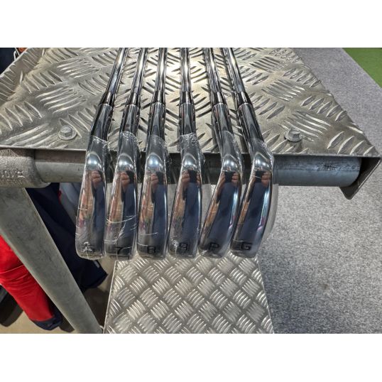 King MIM Tour Steel Irons Right CUSTOM 6-PW+GW (Custom 51182) (Not Quite Perfect)