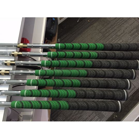 588 MT Irons Steel Shafts Right Traction 85 Regular 4-PW (Used - Very Good)