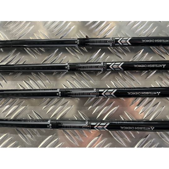 JPX 925 Forged Irons Graphite Shafts CUSTOM (Custom _272409_267481_267482) (Used - 4 Star)