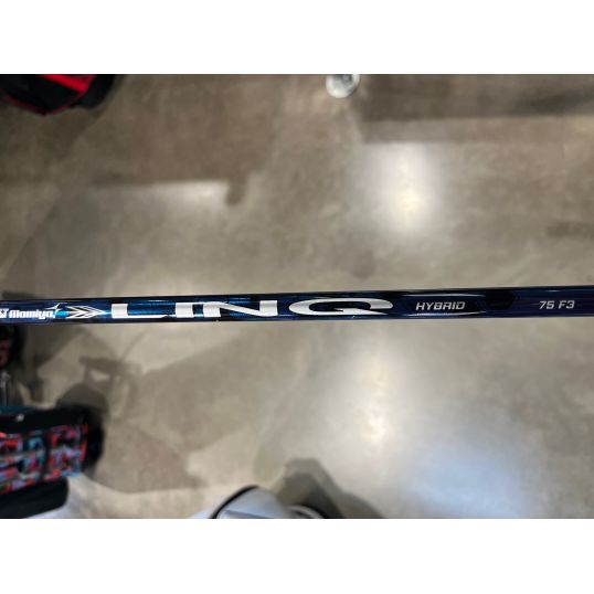 ST-Max 230 Hybrid Right 3 Hybrid-19 Degree UST Lin-Q Blue HY 75 Regular UST Lin-Q Blue HY 75 (Used - 5 Star)