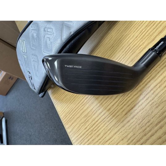 Qi35 Rescue Right 3 Hybrid-19 Degree Mitsubishi Kai'li Blue Dark Wave 85 Stiff Golf Pride Z-Grip Black/Silver (Used - 5 Star)