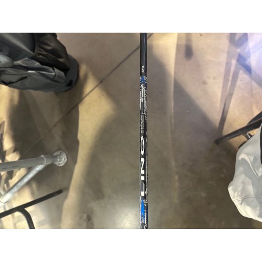 Darkspeed X Driver Right 9 UST LIN-Q M40X Blue 6F4 Stiff Lamkin Crossline Black (Used - 5 Star)