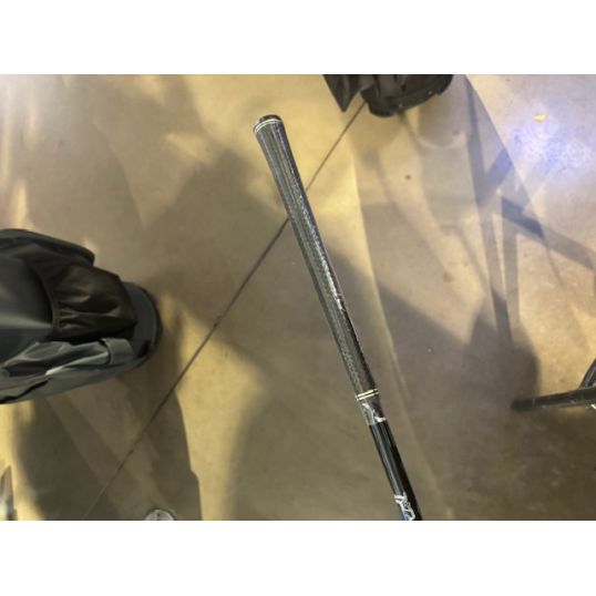 Darkspeed X Driver Right 9 UST LIN-Q M40X Blue 6F4 Stiff Lamkin Crossline Black (Used - 5 Star)