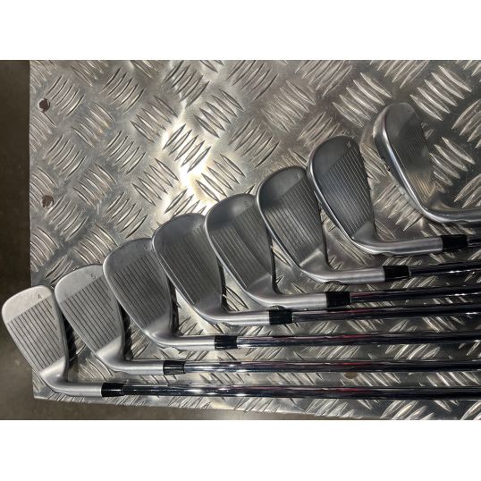 G400 Irons Steel Shafts Right Regular PING AWT 2.0 4-PW+SW (Used - 3 Star)