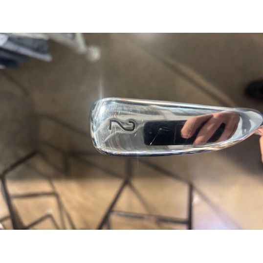 U-505 Utility Iron Graphite Shaft Right 2 Hybrid-18 Degree Extra Stiff Hzrdus Black Gen 4 80 (Used - 3 Star)