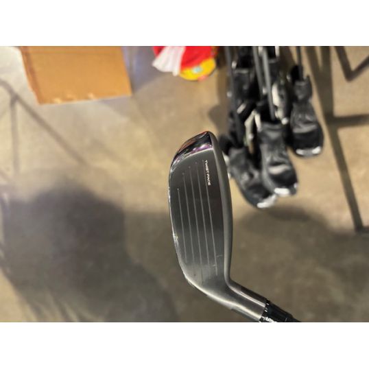 Qi35 Rescue Right 2 Hybrid-17 Degree Fujikura Ventus Blue 7 Stiff Golf Pride Z-Grip Black/Silver (Used - 5 Star)