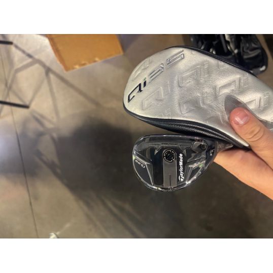 Qi35 Rescue Right 2 Hybrid-17 Degree Fujikura Ventus Blue 7 Stiff Golf Pride Z-Grip Black/Silver (Used - 5 Star)